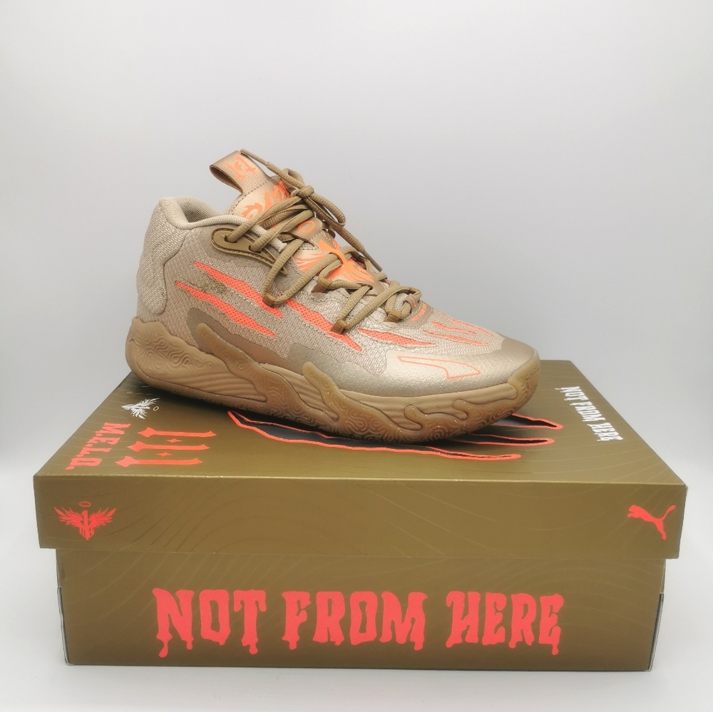 JUNIOR SIZE 7 US - PUMA x LAMELO BALL MB.03 CNY Gold-Fluro Peach EUC B60